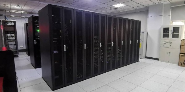 动环监控系统：筑牢数据中心安全运行防线